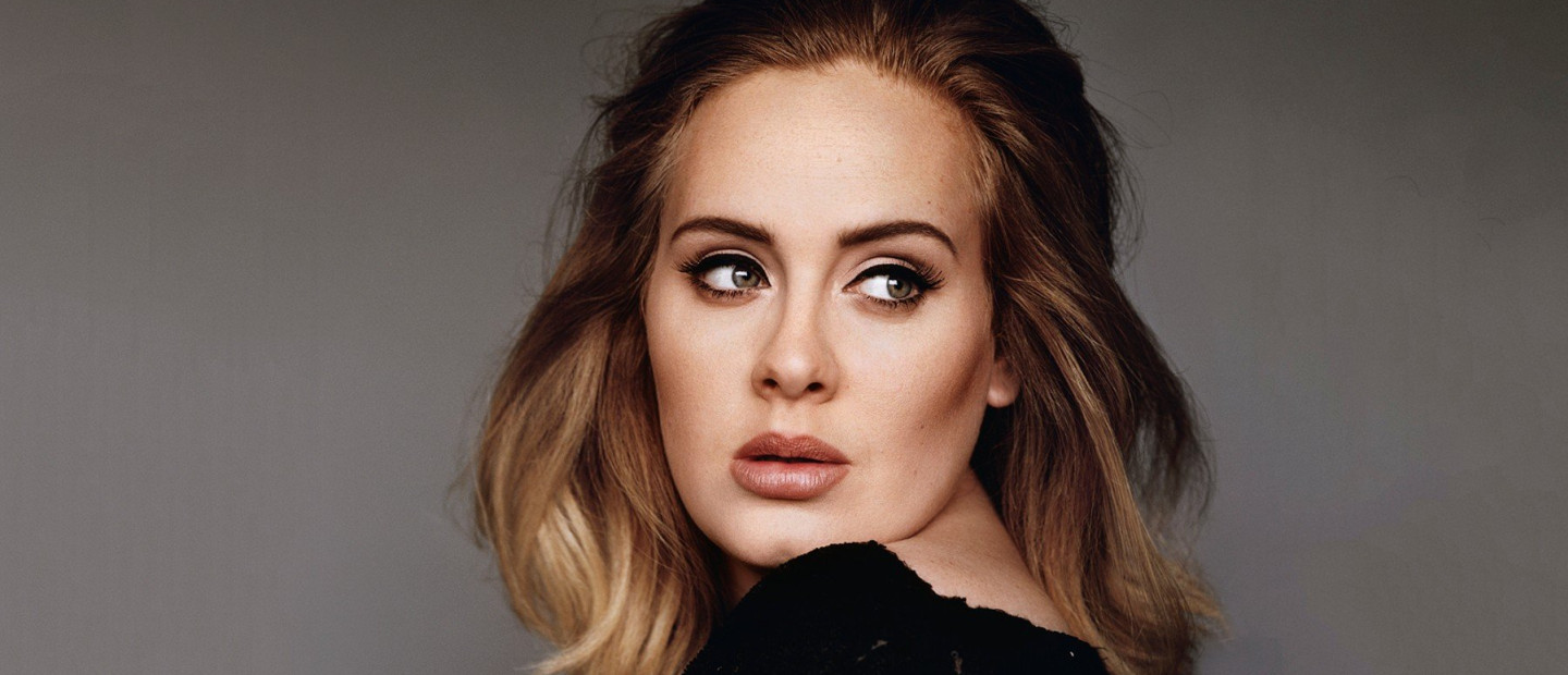 Adele: Η τραγουδίστρια επανέρχεται δυναμικά στο προσκήνιο μέσα από το music show που πρόκειται να παρουσιάσει