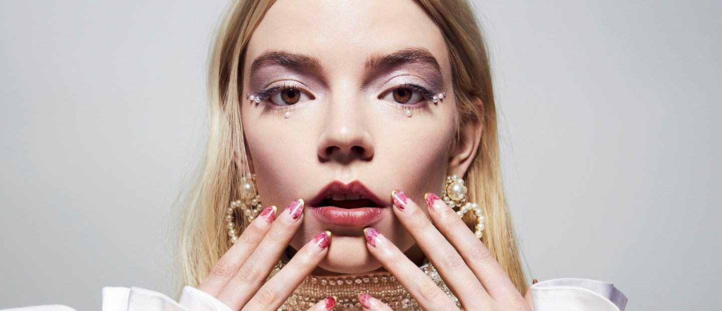 Anya Taylor-Joy: Μάθετε τα πάντα για την ηρωίδα της νέας επιτυχημένης σειράς του Netflix, "The Queen's Gambit" 