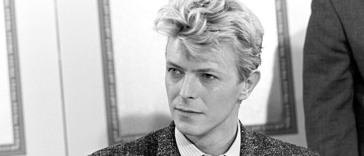 David Bowie: Ταινία γίνεται η ζωή του θρυλικού καλλιτέχνη με τίτλο "Stardust"
