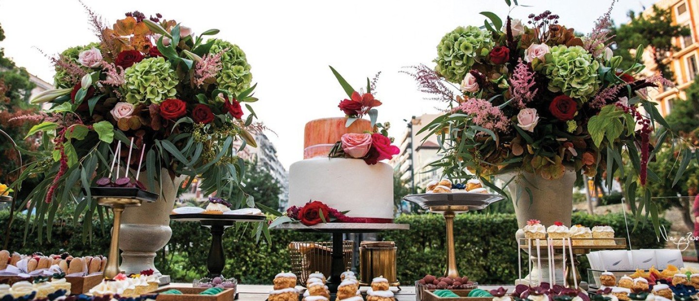 Celebrate the day: Χαρίστε χαμόγελα στους γύρω σας προσφέροντάς τους τις πιο γευστικές προτάσεις 