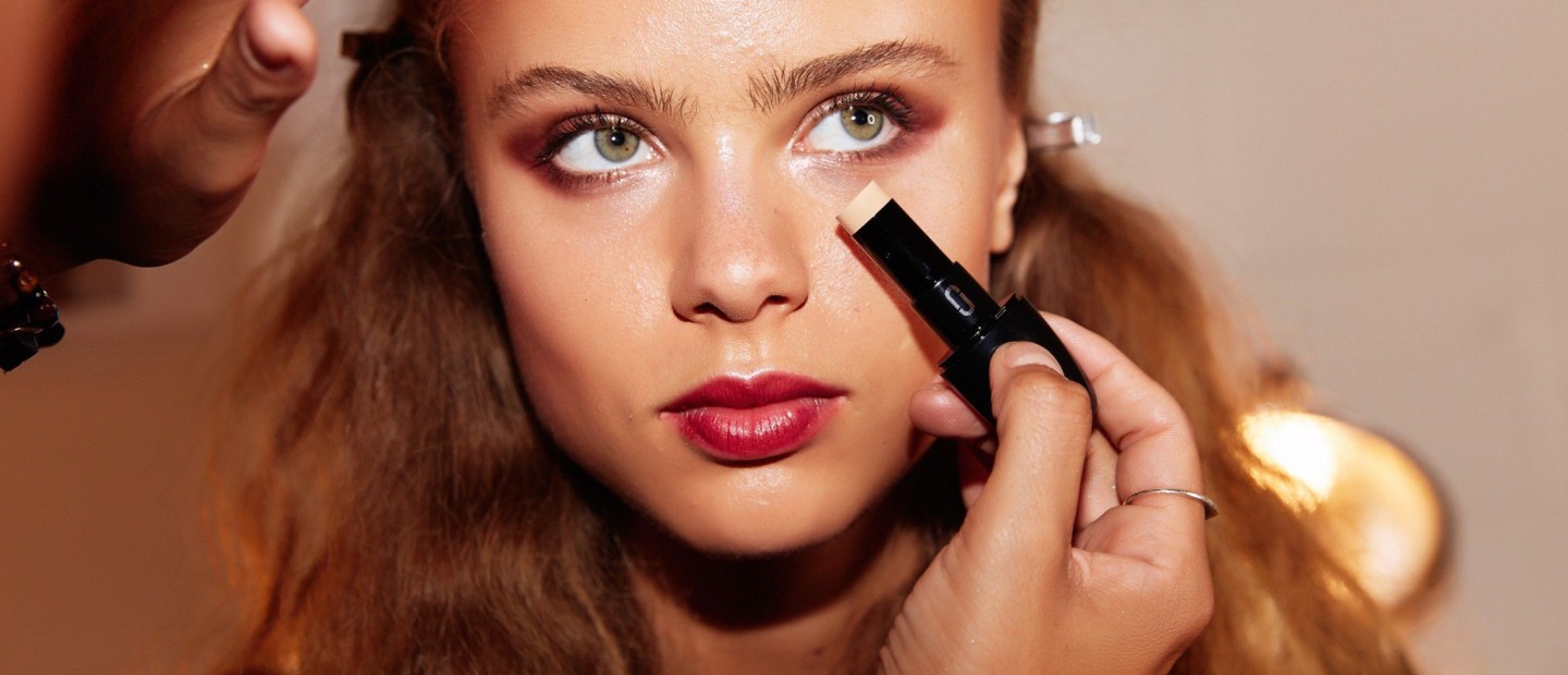 Αυτοί είναι οι 5 καλύτεροι makeup artists που αξίζει να τους κάνετε follow στο Instagram