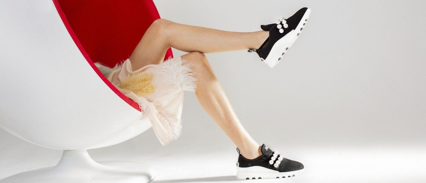 Μόλις κυκλοφόρησαν τα πιο high-fashion sneakers 