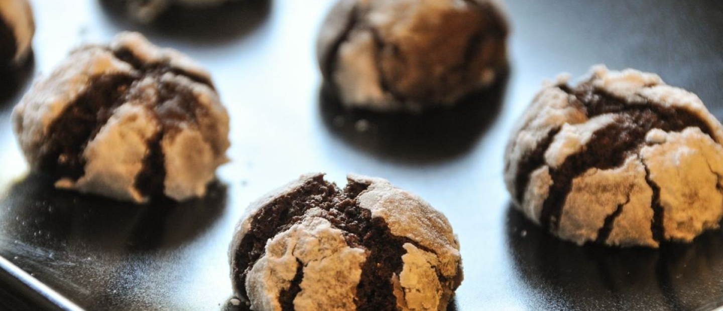 O Άκης Πετρετζίκης προτείνει 6 εντυπωσιακές & πρωτότυπες ιδέες για homemade μπισκότα