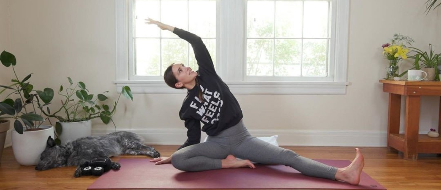 Δοκιμάστε να κάνετε 20 λεπτά yoga πριν κοιμηθείτε 