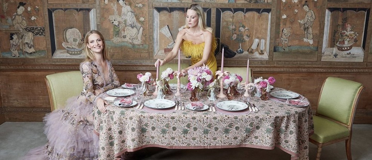 Η Poppy Delevingne & η Alice Naylor-Leyland δημιουργούν τη νέα most-wanted συνεργασία art de la table 