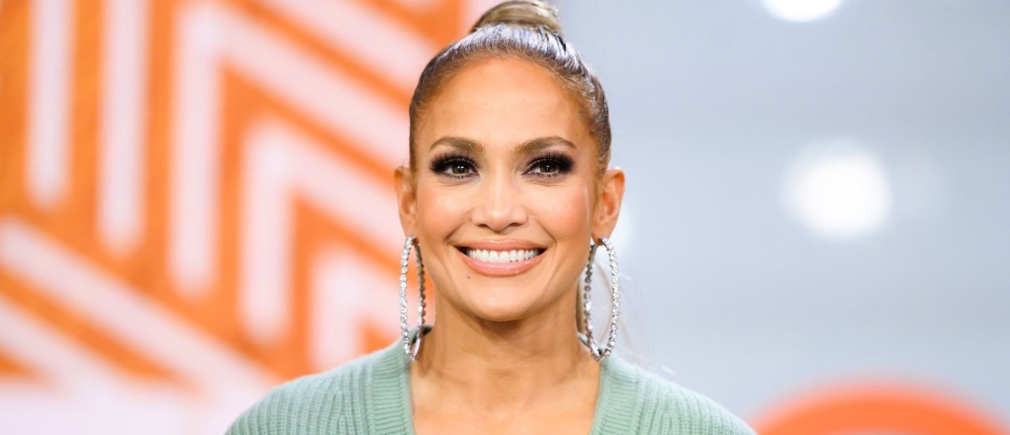 H makeup routine που ακολουθεί η Jennifer Lopez για αψεγάδιαστο αποτέλεσμα