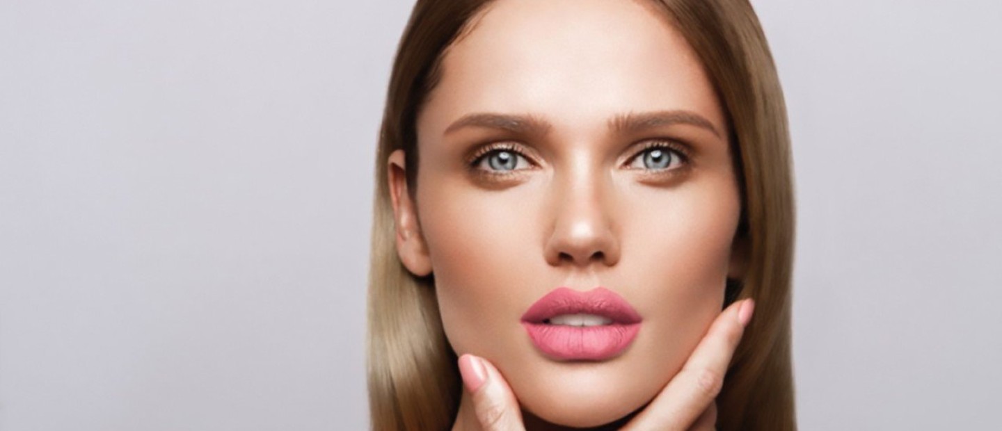 Γιατί το υαλουρονικό οξύ αποτελεί την κορυφαία θεραπεία αντιγήρανσης;