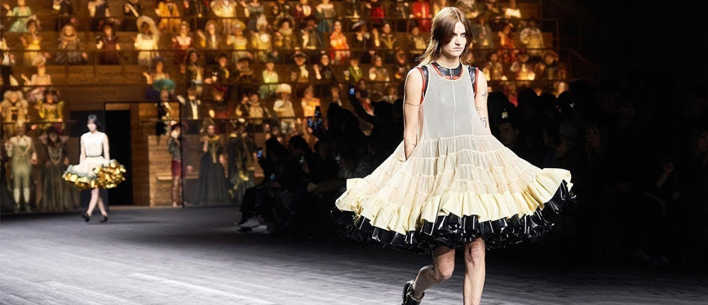 Tα highlights που πρέπει να δείτε από το Paris Fashion Week για τη σεζόν Αutumn/Winter 2021
