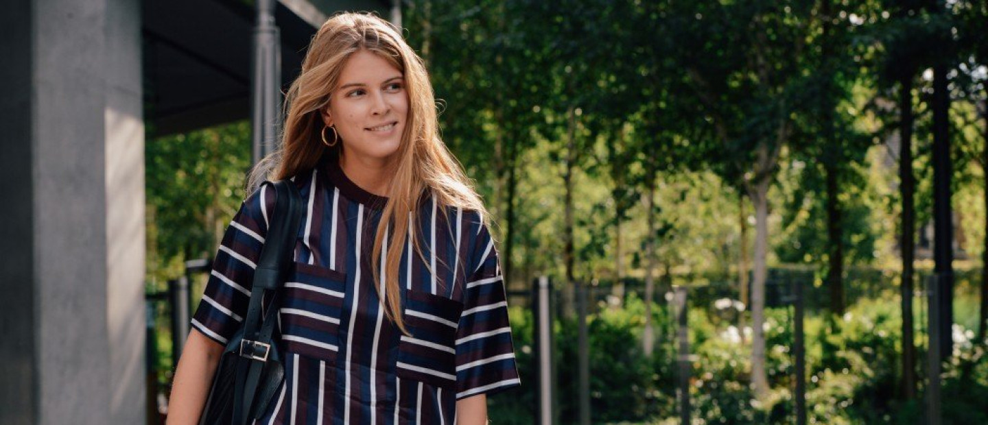 S for stripes: Τα must-haves που θα απογειώσουν την εικόνα σας all day long 