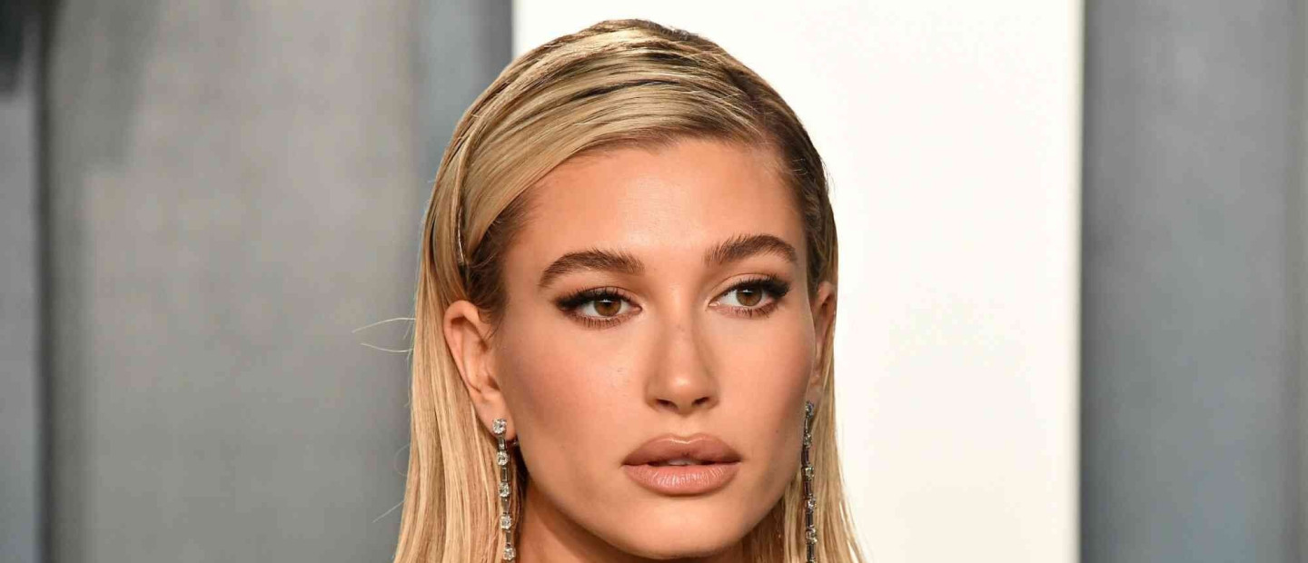 Δείτε την καθημερινή ρουτίνα της Hailey Bieber κατά τη διάρκεια της καραντίνας 