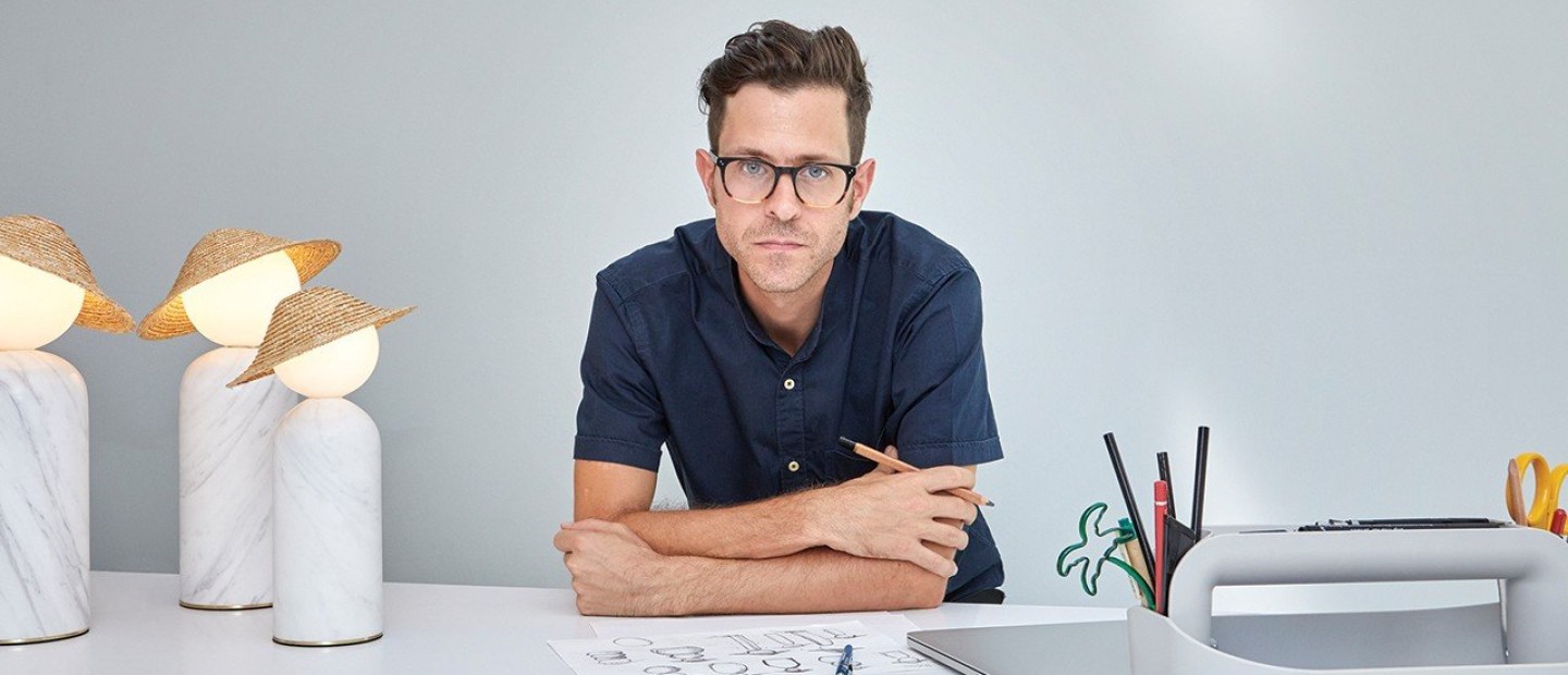 O ταλαντούχος δημιουργός του Studio Aristotelis Barakos μάς συστήνεται μέσα από τους πειραματισμούς του με το design