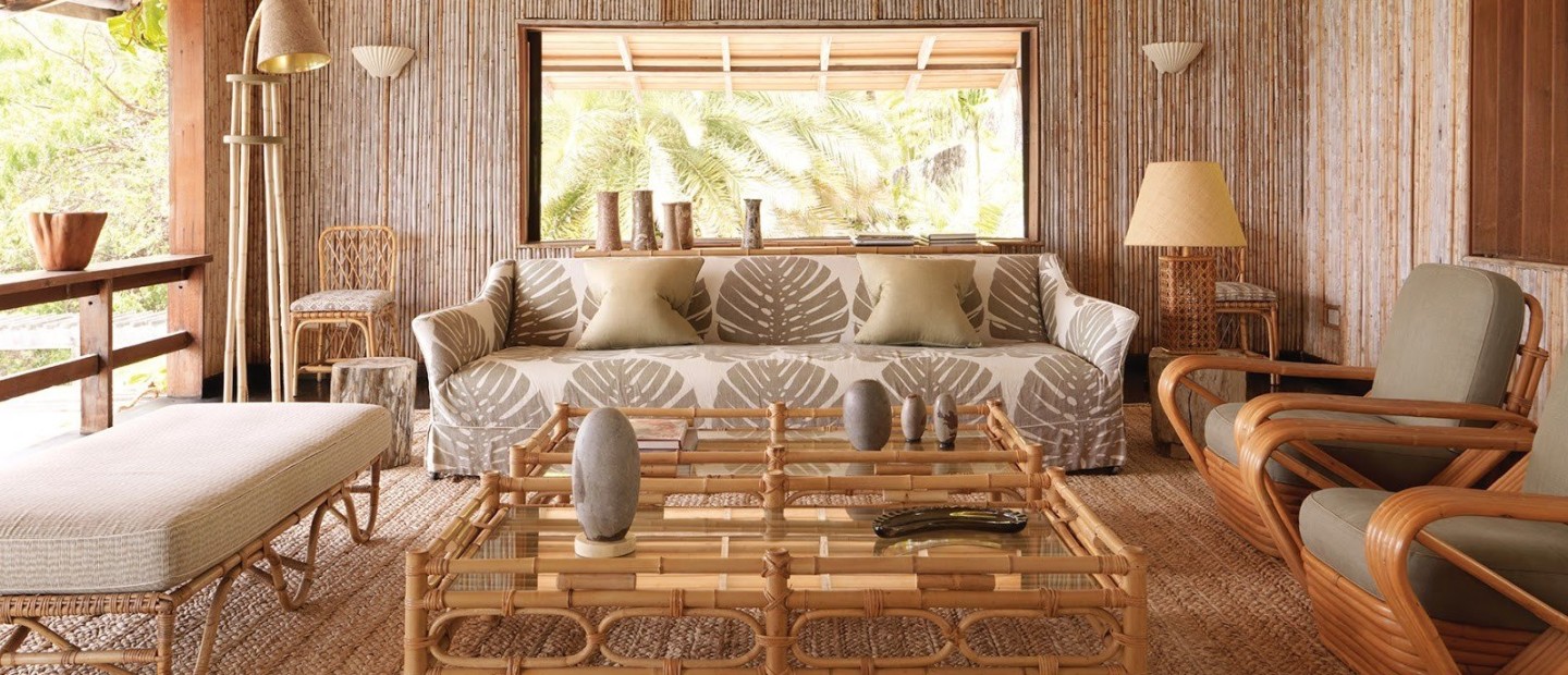 Μια ματιά σε ένα bamboo beach house στο νησί Mustique που μας κάνει να νοσταλγούμε το καλοκαίρι