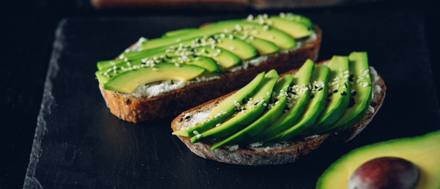 Avocado Lovers: 4 συνταγές με αβοκάντο που θα σας φτιάξουν τη μέρα