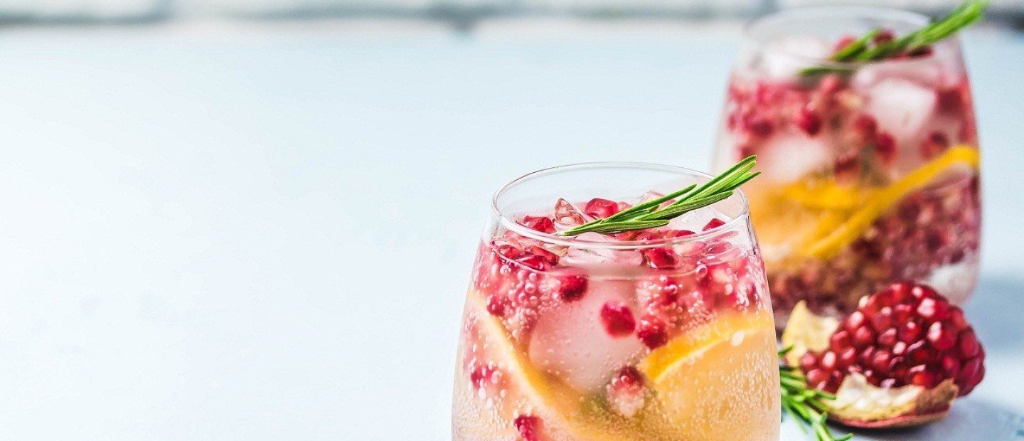 Flavor Update: 5 ανοιξιάτικα cocktails για να φτιάξετε εύκολα στο σπίτι 