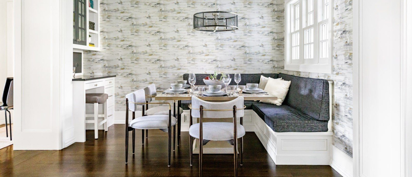 Μια οικογενειακή κατοικία στο Chicago εξυμνεί τις elegant γραμμές στο design