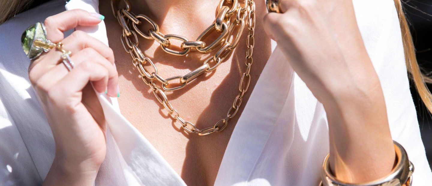 Jewels Lovers: O απόλυτα fashionable online προορισμός κοσμημάτων που θα λατρέψετε