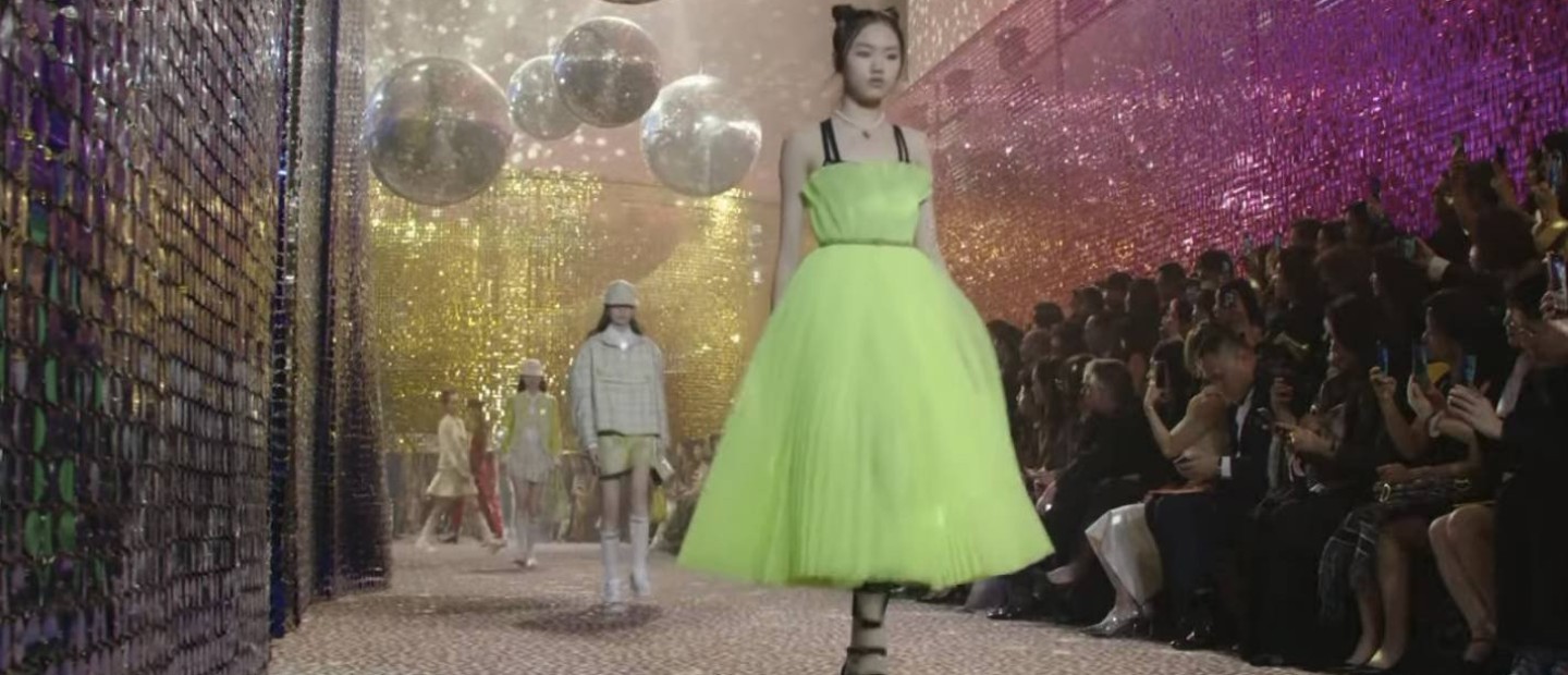 Dior: Η Maria Grazia Chiuri αποκαλύπτει την έμπνευσή της πίσω από την pre-fall '21 συλλογή του οίκου