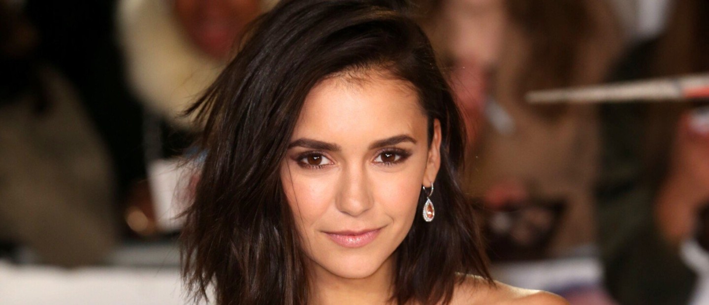 H ηθοποιός Nina Dobrev αποκαλύπτει πώς παραμένει σε τέλεια φόρμα 