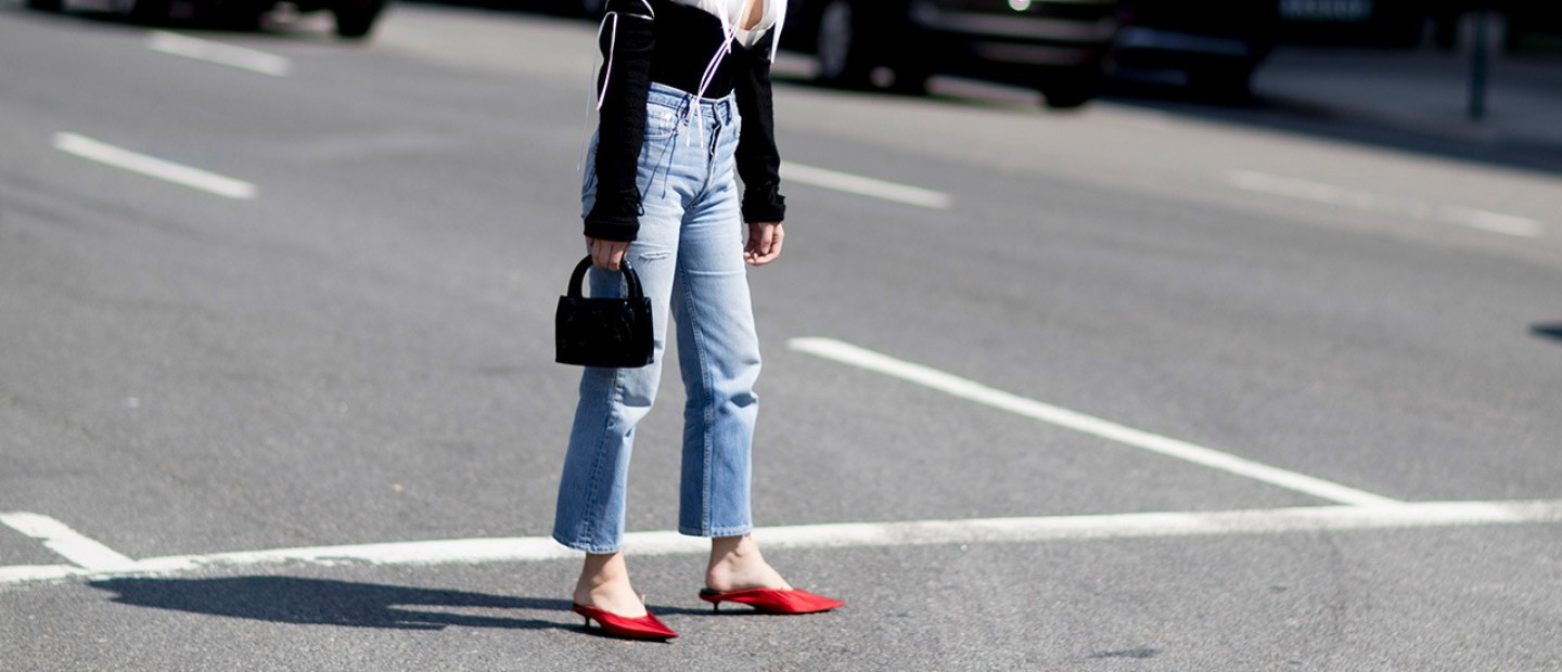 Mules: Πώς να φορέσετε το αγαπημένο παπούτσι των fashionistas 