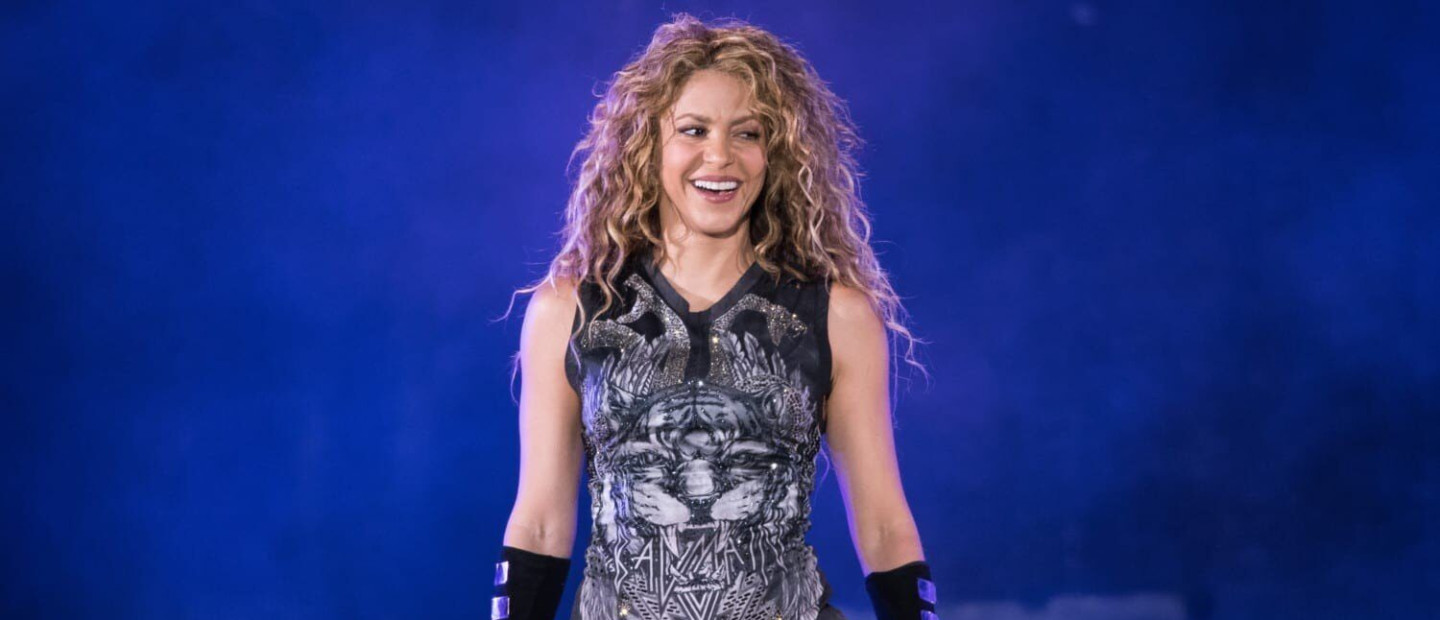 Η Shakira βρίσκεται και πάλι on top χάρη στην κυκλοφορία του νέου της τραγουδιού, "Don't Wait Up"