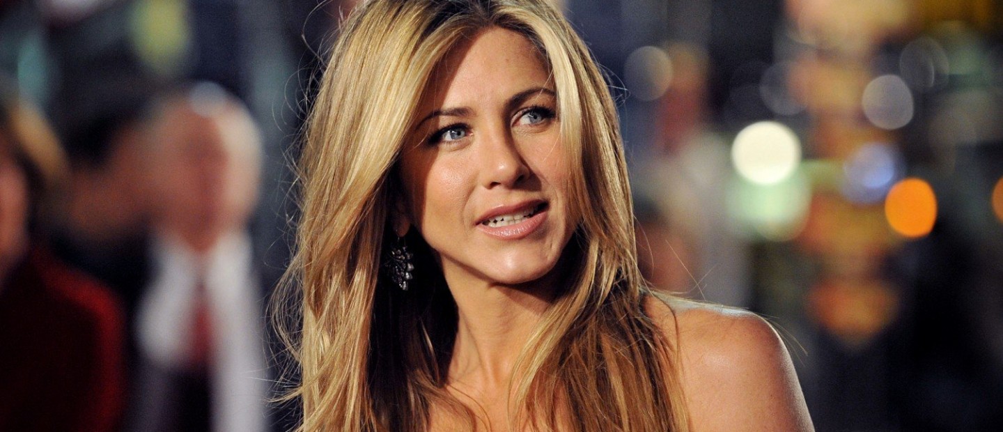 Jennifer Aniston: Ένα flashback στις πιο iconic στιγμές της 