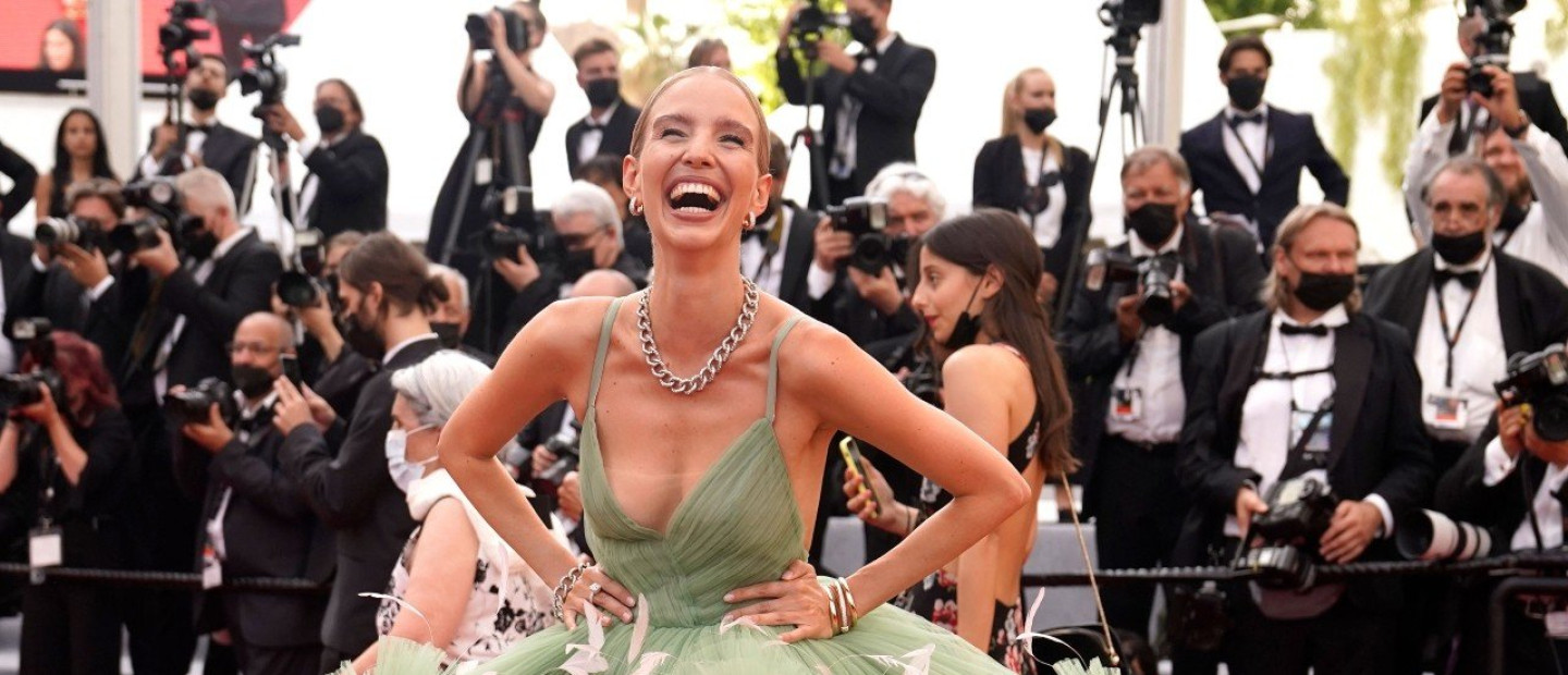 Red Carpet: Οι πιο stylish εμφανίσεις στο φετινό Φεστιβάλ των Καννών