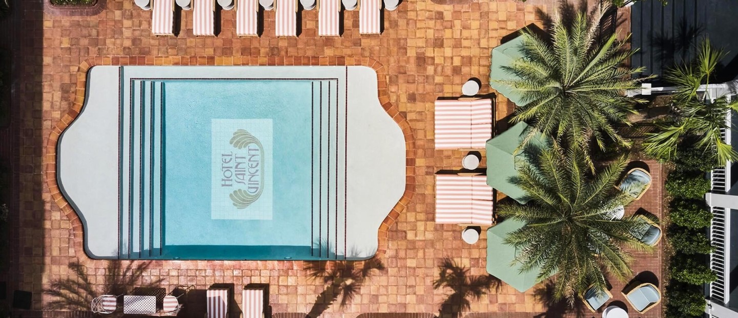Το ολοκαίνουριο Hotel Saint Vincent στη Νέα Ορλεάνη επαναφέρει την αίγλη των 60's