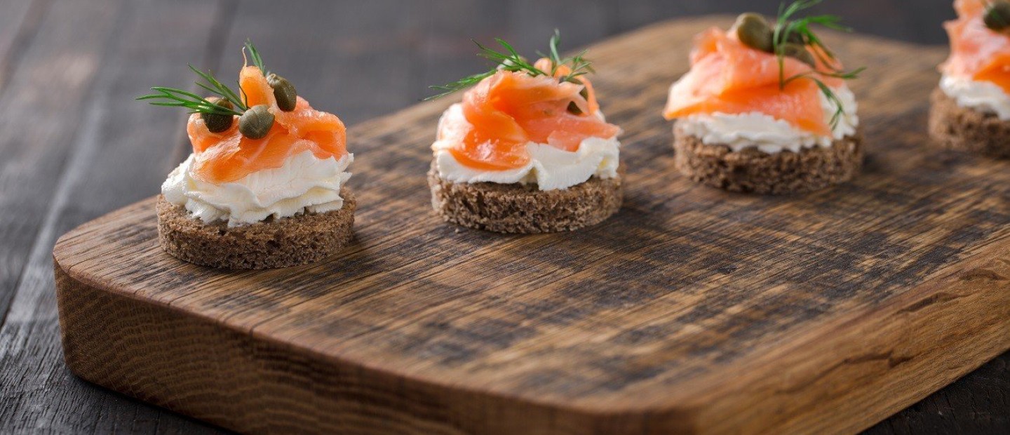 4 finger food συνταγές για να συνδυάσετε με το ποτό σας