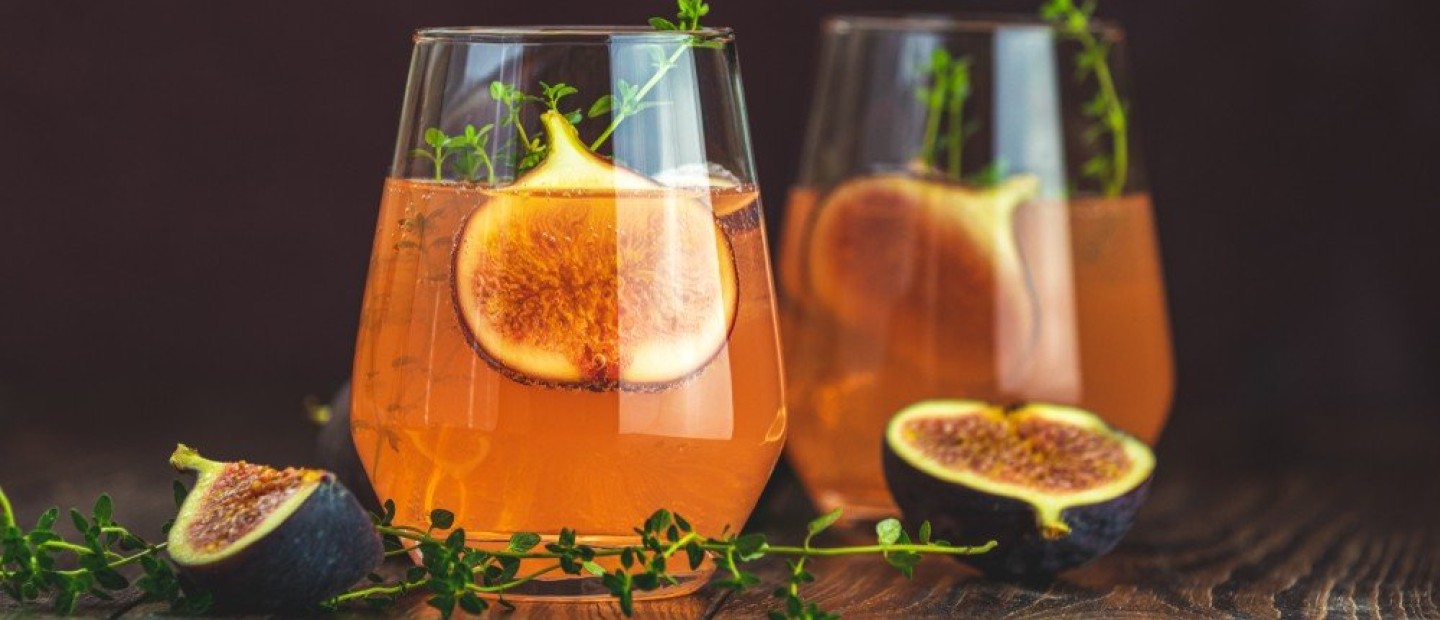 Τα κλασικά cocktails για να συνοδεύσετε τα φθινοπωρινά σας gatherings 