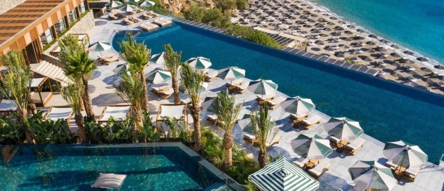 Στο Daios Cove στην Κρήτη ζήσαμε την απόλυτη γαστρονομική εμπειρία με την υπογραφή ενός κορυφαίου Γάλλου σεφ