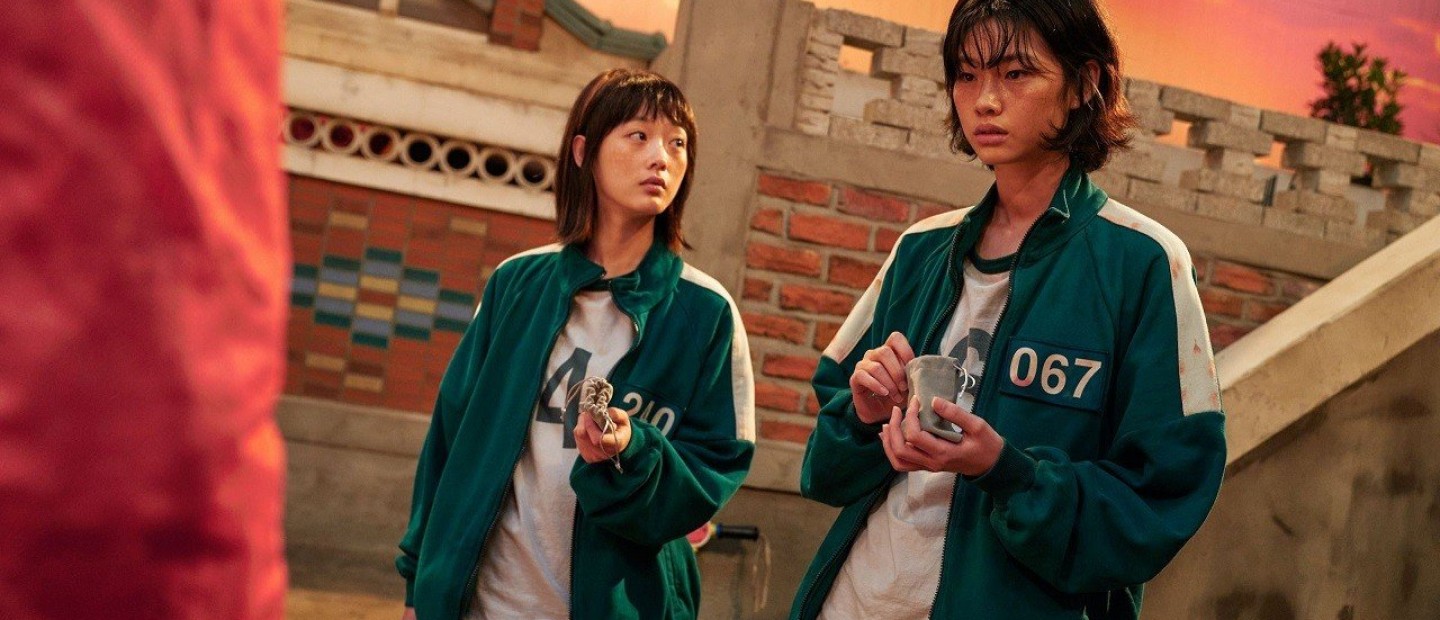 Squid Game: Για ποιο λόγο έχει γίνει παγκόσμιο φαινόμενο η νέα σειρά του Netflix;