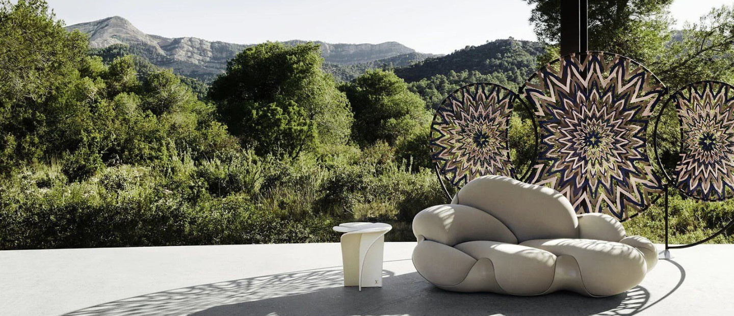 Η Louis Vuitton συνεργάζεται με το design duo, Raw Edges, για τη νέα Objets Nomades συλλογή της