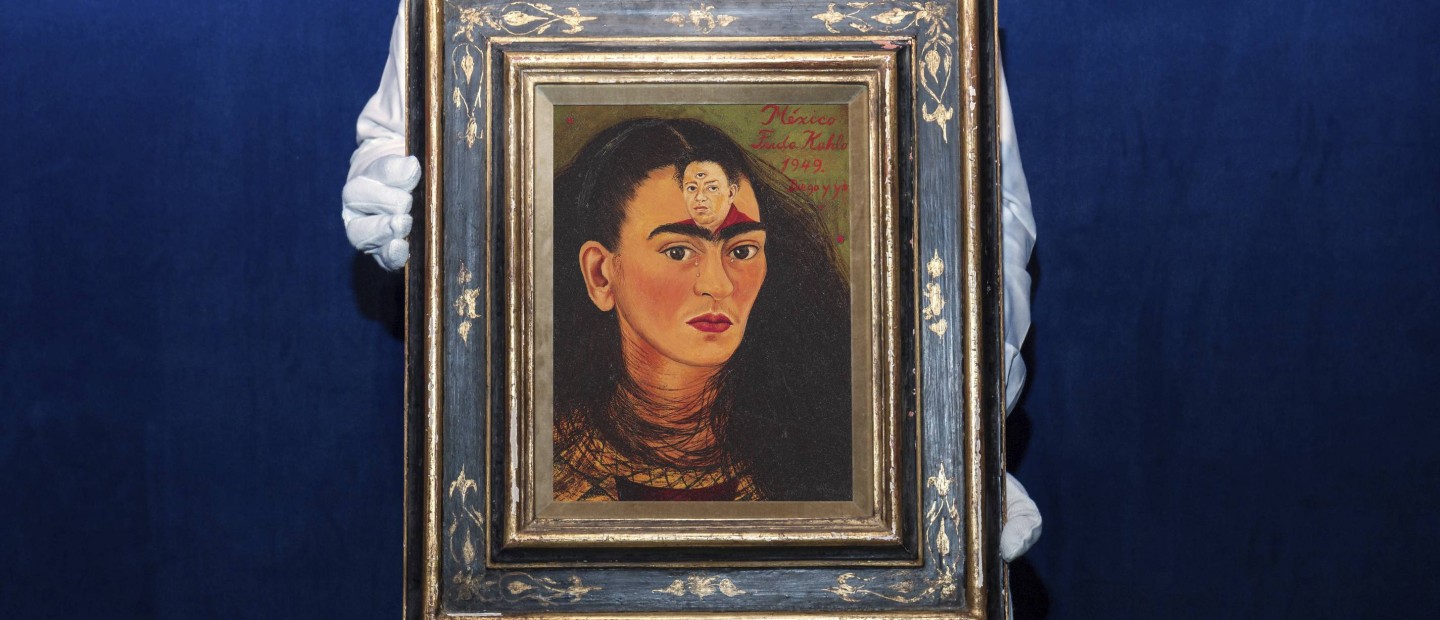 Η «εκδίκηση» της Frida Kahlo: Πορτρέτο της πουλήθηκε για το αστρονομικό ποσό των 34,9 εκ. δολαρίων