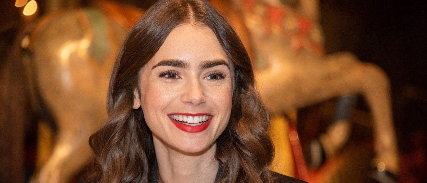 Emily in Paris: Η Lily Collins μιλά για το στιλ της στη σειρά που όλοι αγαπήσαμε
