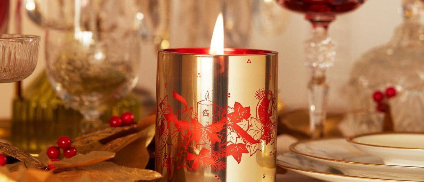 Tα πιο φίνα festive κεριά που θα κάνουν το σπίτι σας να «μυρίσει» Χριστούγεννα 
