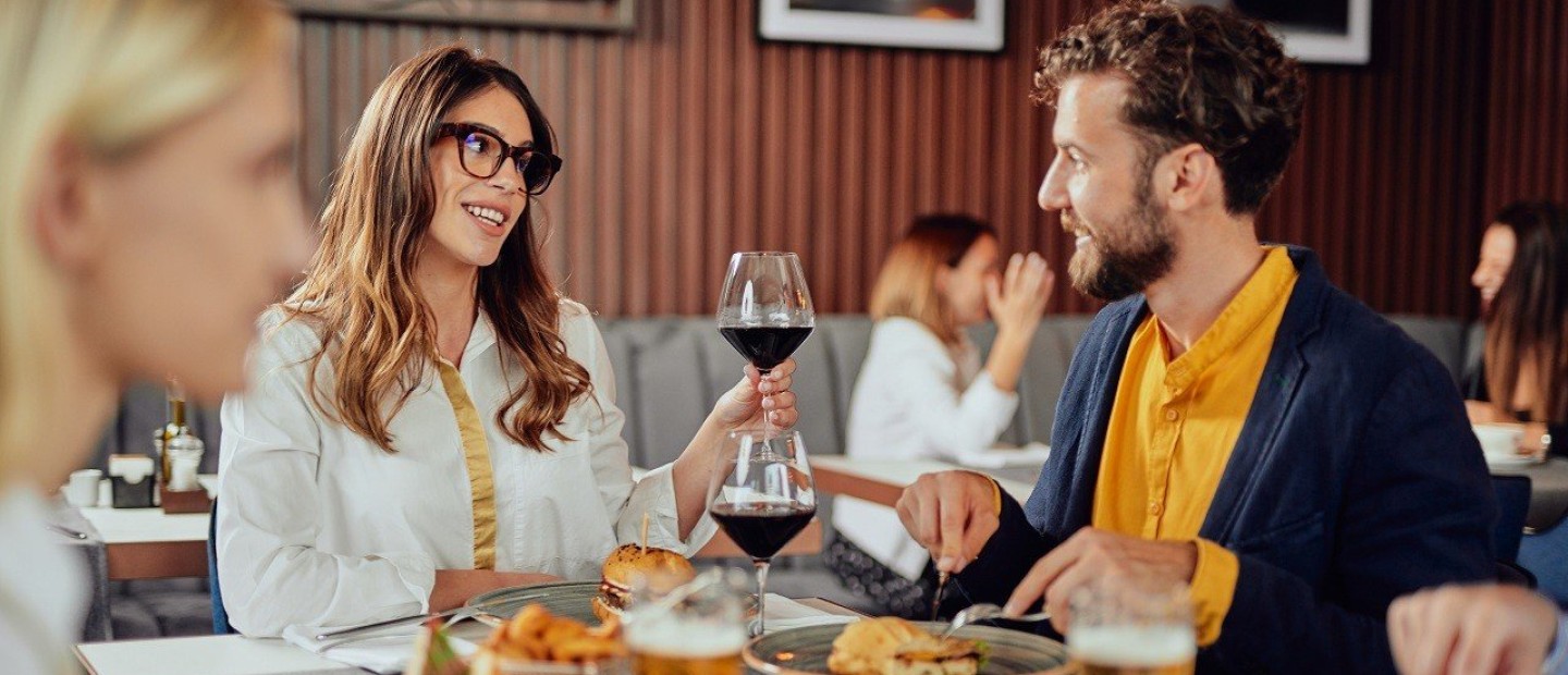 COVID-19: Τι πρέπει να προσέξετε για να μην κολλήσετε αυτήν την περίοδο 