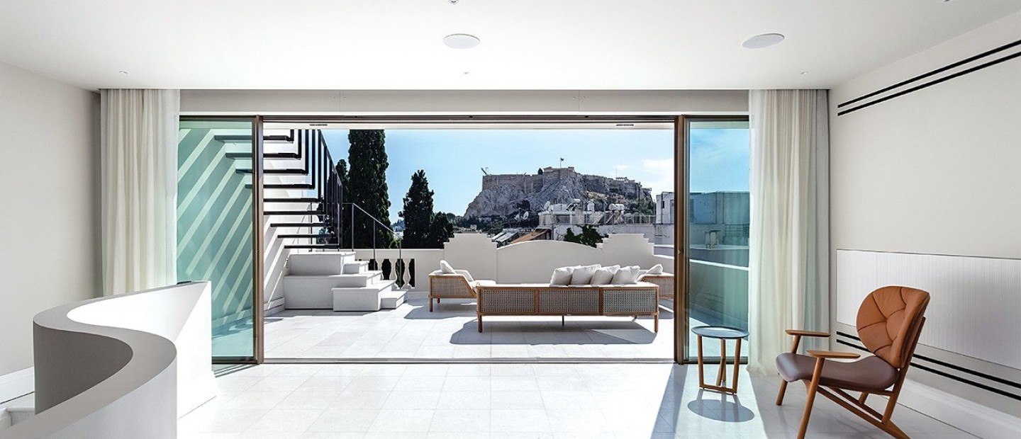 Μια κατοικία στην Αθήνα με θέα τον Ιερό Βράχο της Ακρόπολης 