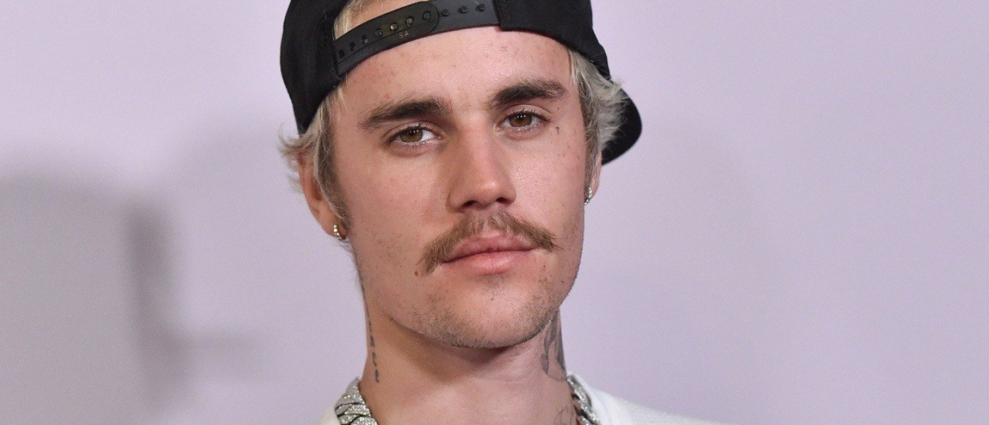 Το νέο τραγούδι του Justin Bieber μάς βάζει στο απόλυτο Christmas mood