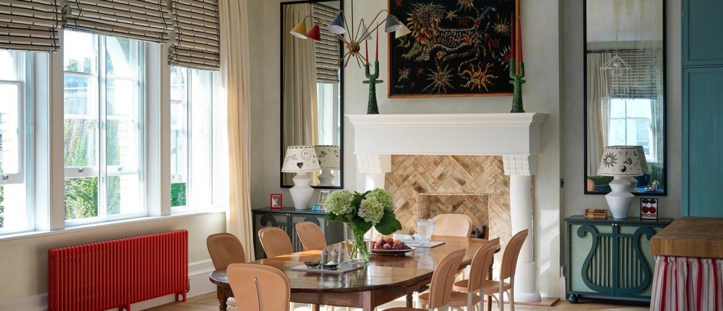 Μια ιδιαίτερη κατοικία στο Λονδίνο «ισορροπεί» ανάμεσα στο σήμερα και το χθες