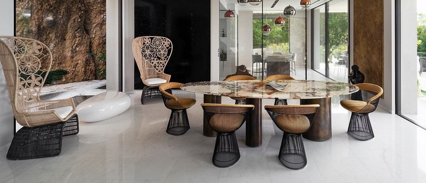 Villa Lea: Ένα αρχιτεκτονικό «κόσμημα» στους υπέροχους όρμους της Κυανής Ακτής  