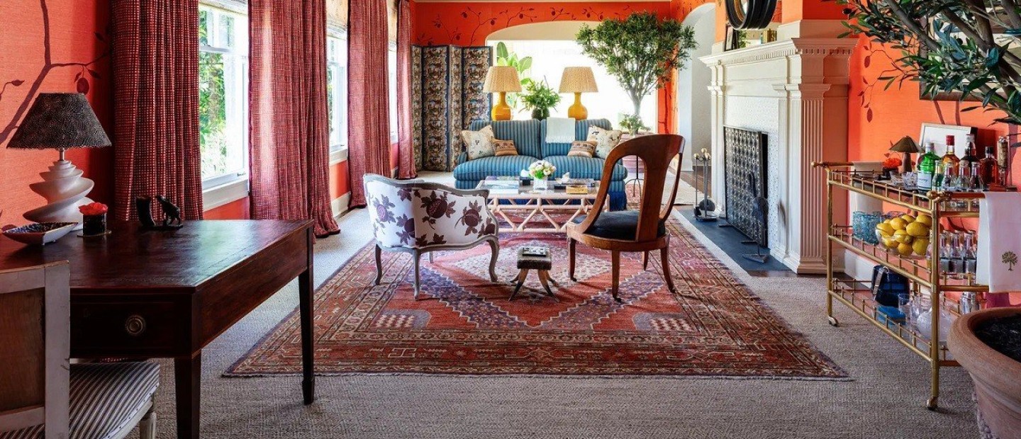 Πώς η έννοια του μαξιμαλισμού επαναπροσδιορίζεται χάρη σε αυτήν την pop κατοικία στη Florida