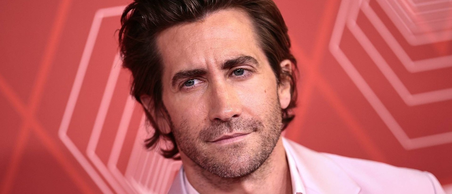 O Jake Gyllenhaal τραγούδησε Celine Dion στο SNL και αυτό πρέπει να το δείτε 