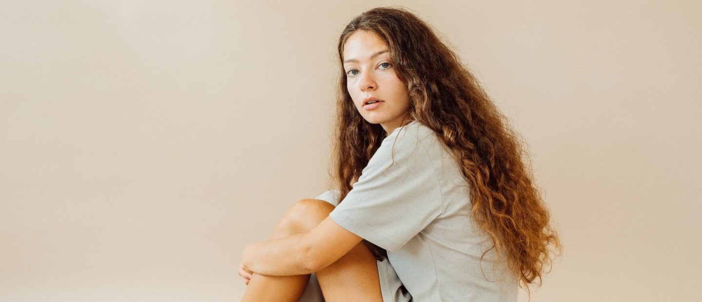 Στον δρόμο για την Eurovision: Η Amanda της Ελλάδας «ανοίγει» τα χαρτιά της λίγο πριν το Τορίνο