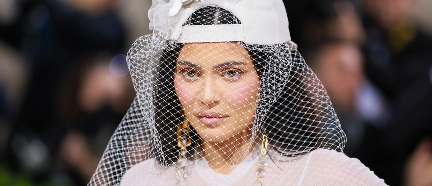 Met Gala 2022: H Kylie Jenner καταγράφει την προετοιμασία της για τη μεγάλη βραδιά