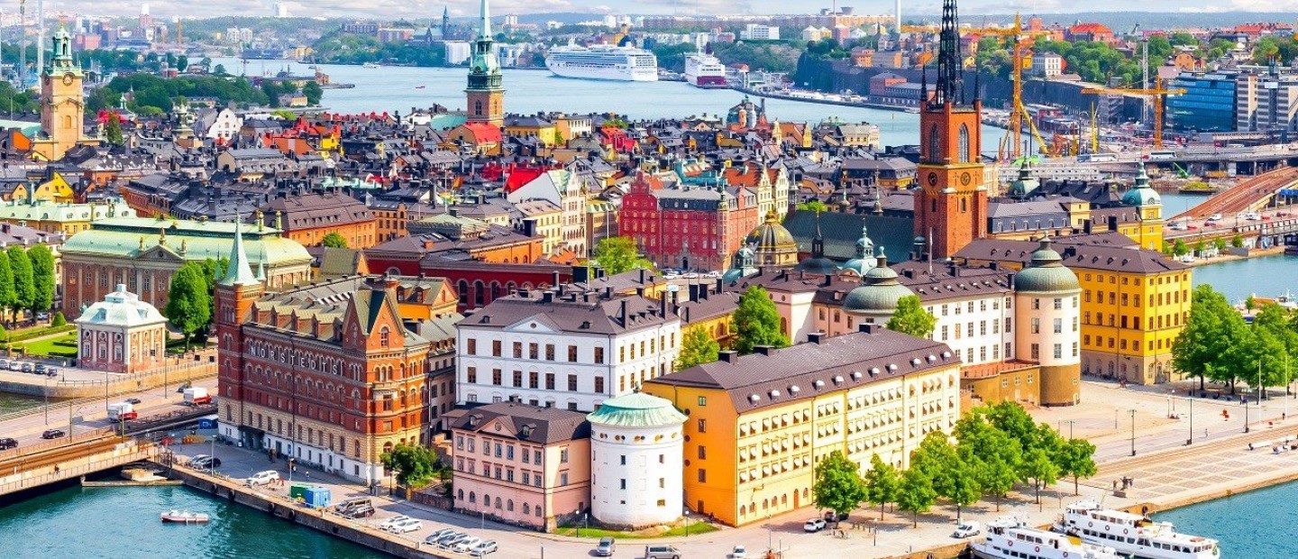 Solo Travel: Oι πιο ασφαλείς προορισμοί στην Ευρώπη για να ταξιδέψει μια γυναίκα μόνη 