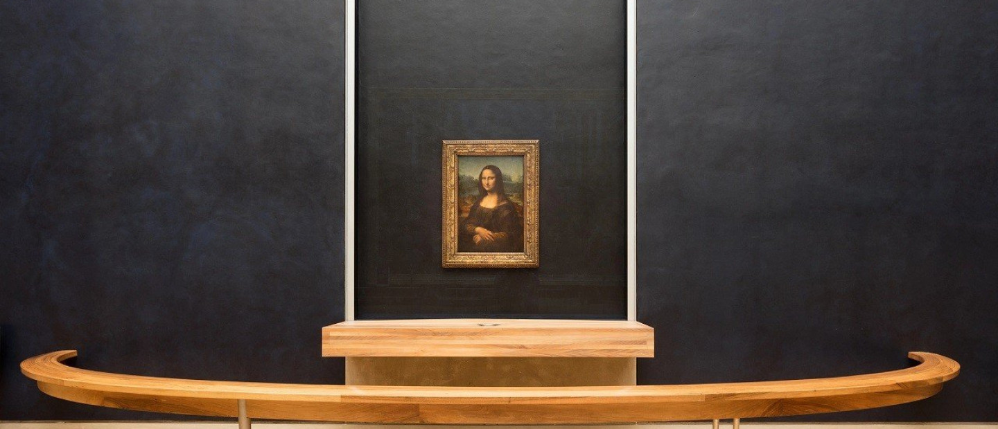 Όλες οι φορές που η αριστουργηματική Mona Lisa του Da Vinci έπεσε «θύμα» επίθεσης