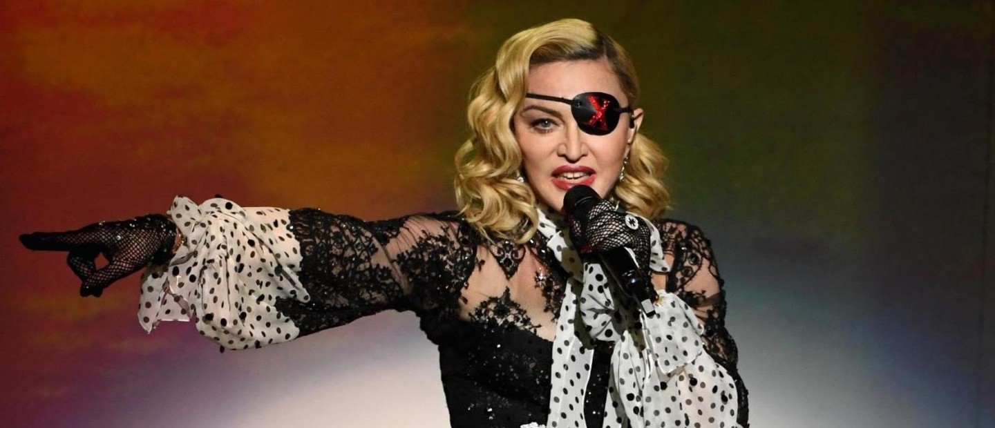 Μήπως τελικά η Madonna δεν έχει ξεφύγει και τόσο πολύ;