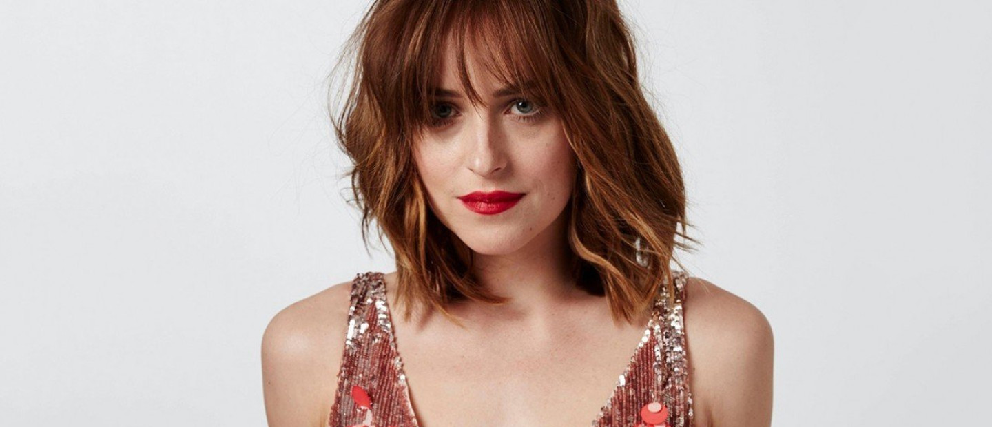 Η Dakota Johnson ανατρέχει στις πιο σημαντικές στιγμές της καριέρας της