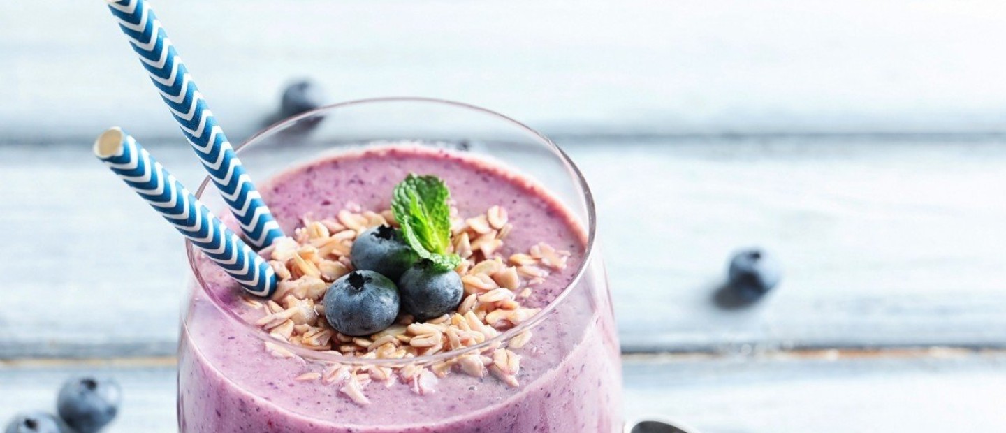 10 συνταγές για τα πιο γευστικά summer smoothies