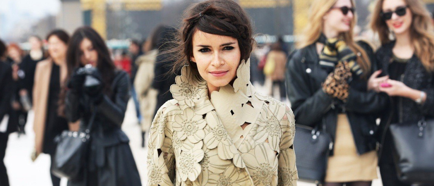 Η Miroslava Duma αποδεικνύει ότι η μόδα δεν είναι μόνο looks 